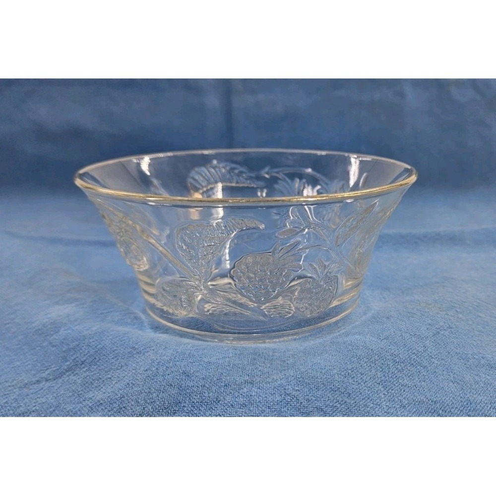 Vintage Arcoroc Vine and Berry Nut Bowl France Clear Glass Gold Trim Serving 3x5